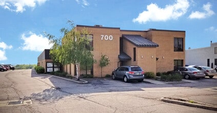 700-790 Ken Mar Industrial Pky, Broadview Heights, OH for lease Building Photo- Image 2 of 2