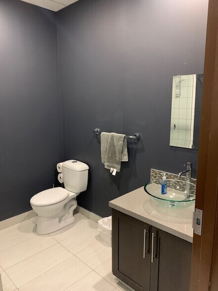 15 Carlton Dr, St. Albert, AB à vendre - Photo du bâtiment - Image 3 de 18