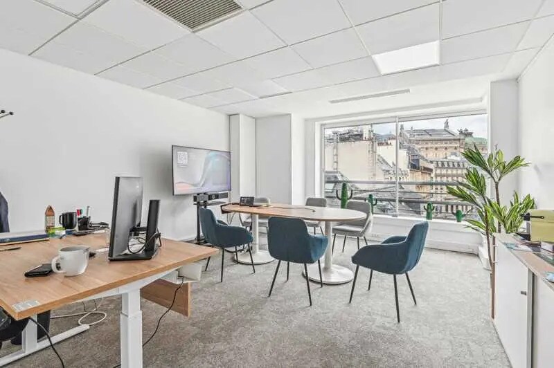 37 Rue De Caumartin, Paris for lease - Interior Photo - Image 3 of 4