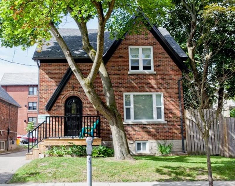61 Roy St, Kitchener, ON à vendre Photo du bâtiment- Image 1 de 1
