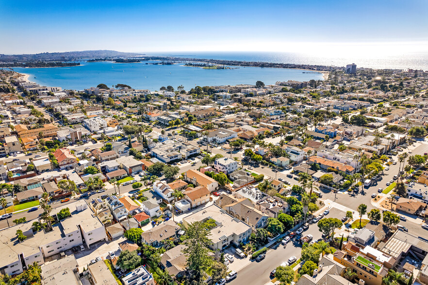 1433 Thomas Ave, San Diego, CA for sale - Aerial - Image 1 of 1