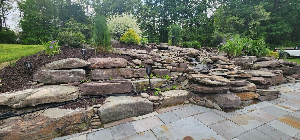 106 Carr St, Nicholson, PA à vendre - Photo du bâtiment - Image 3 de 84