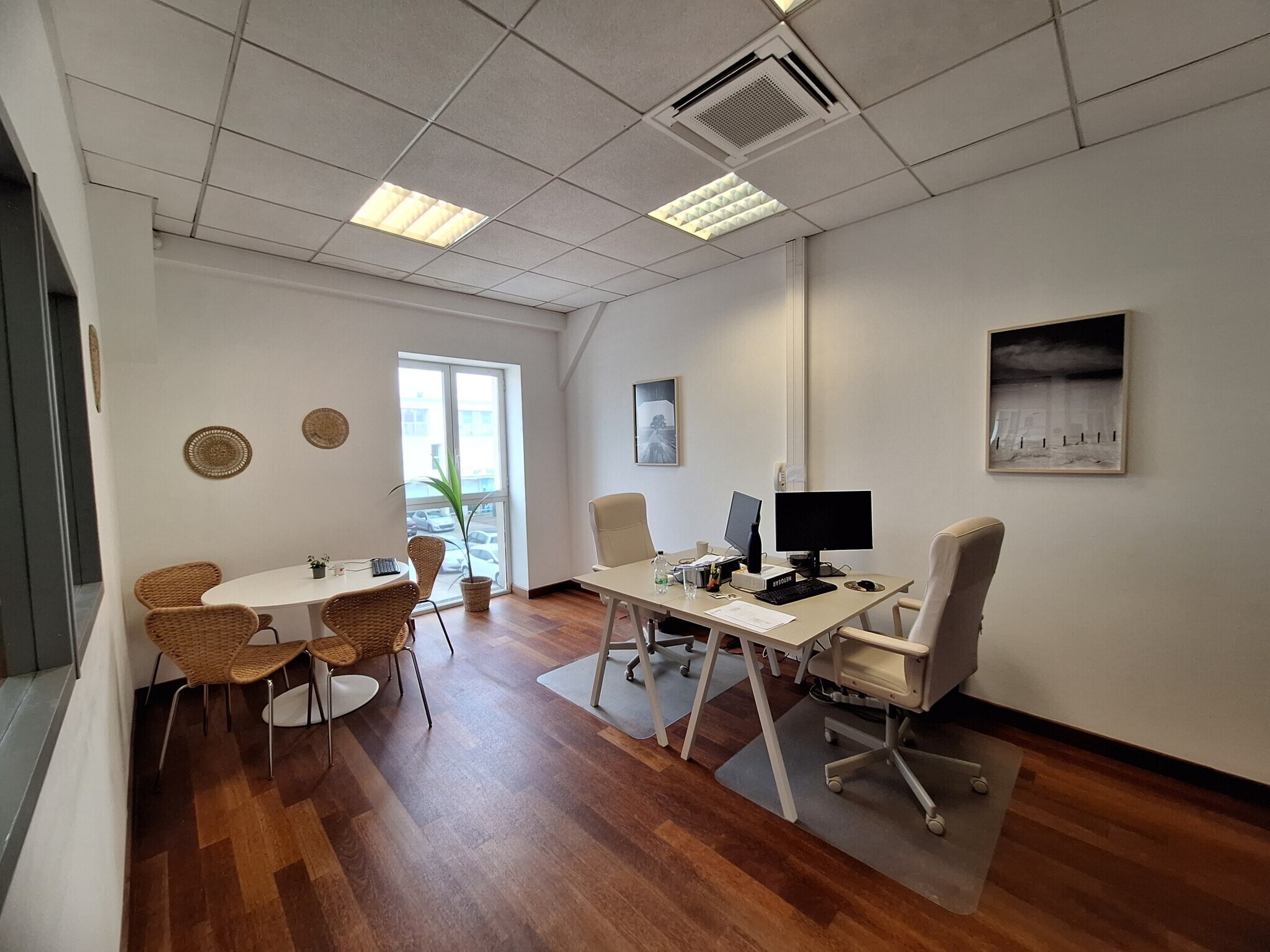Office in Bordeaux for lease Building Photo- Image 1 of 8