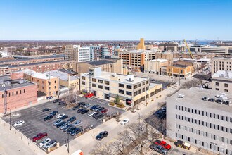 118 S Adams St, Green Bay, WI - AERIAL  map view