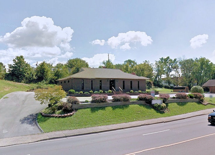 1637 N Eastman Rd, Kingsport, TN for lease - Building Photo - Image 3 of 45