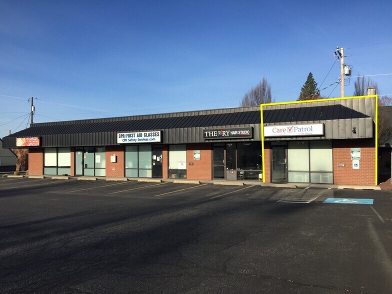 1104 W Wellesley Ave, Spokane, WA for lease - Building Photo - Image 1 of 1