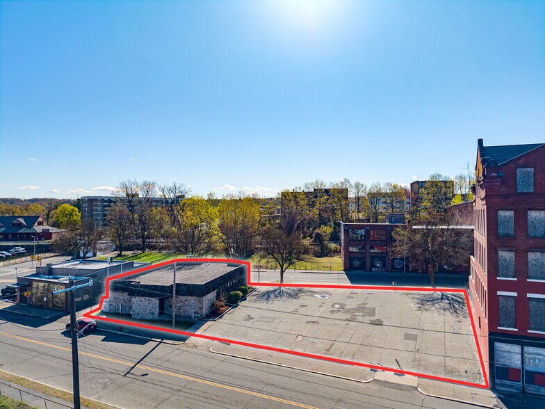 15 Main St, Holyoke, MA à louer - Aérien - Image 2 de 6