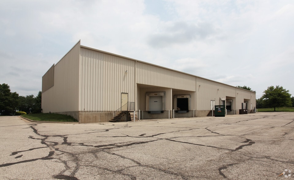 19915 W 161st St, Olathe, KS for lease - Building Photo - Image 3 of 7