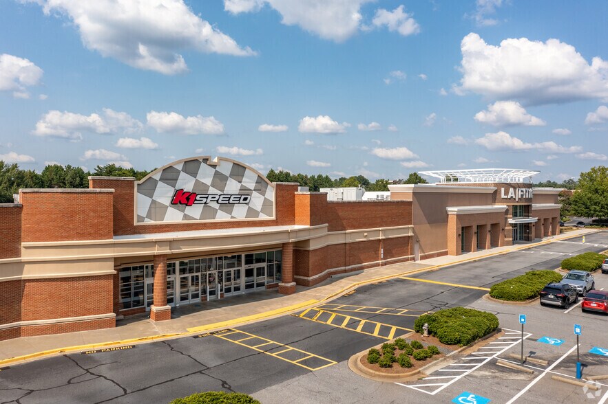 1625 Pleasant Hill Rd, Duluth, GA à louer - Photo du bâtiment - Image 2 de 5