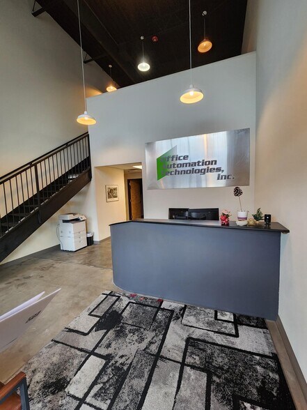 11919 W I-70 N, Wheat Ridge, CO à vendre - Photo du bâtiment - Image 2 de 21