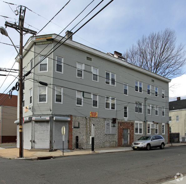 124 19th Ave, Irvington, NJ for lease - Building Photo - Image 1 of 3