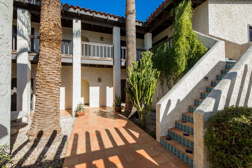 4323 N 12th St, Phoenix, AZ à louer - Photo du bâtiment - Image 3 de 9