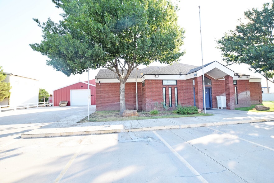 327 SE Loop 338, Odessa, TX for lease - Building Photo - Image 3 of 76