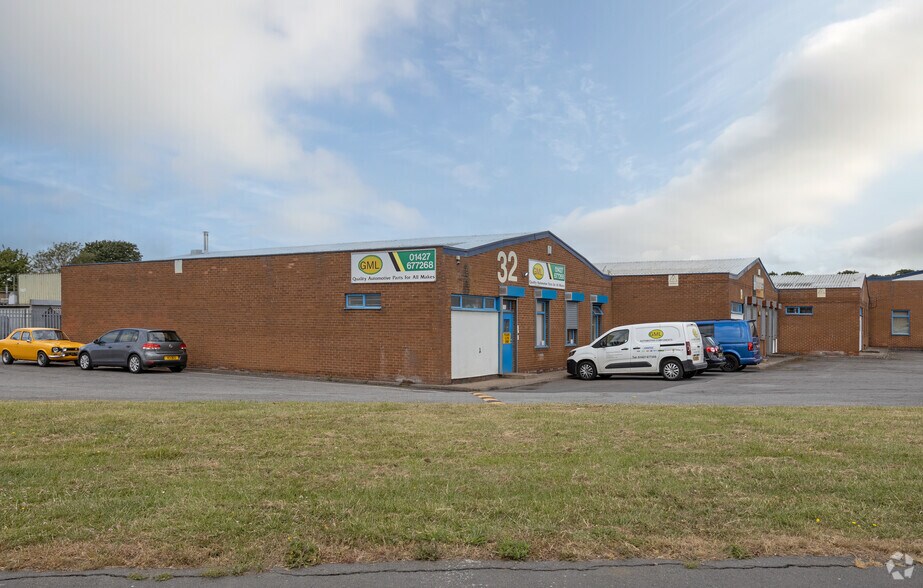 Corringham Rd, Gainsborough à louer - Photo du bâtiment - Image 2 de 6