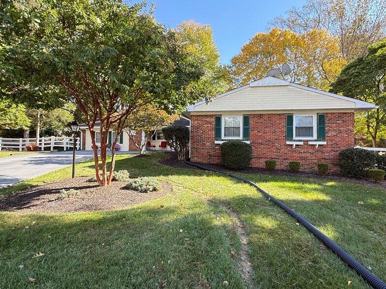 4 Broomall Ct, Silver Spring, MD à vendre - Photo du bâtiment - Image 3 de 23