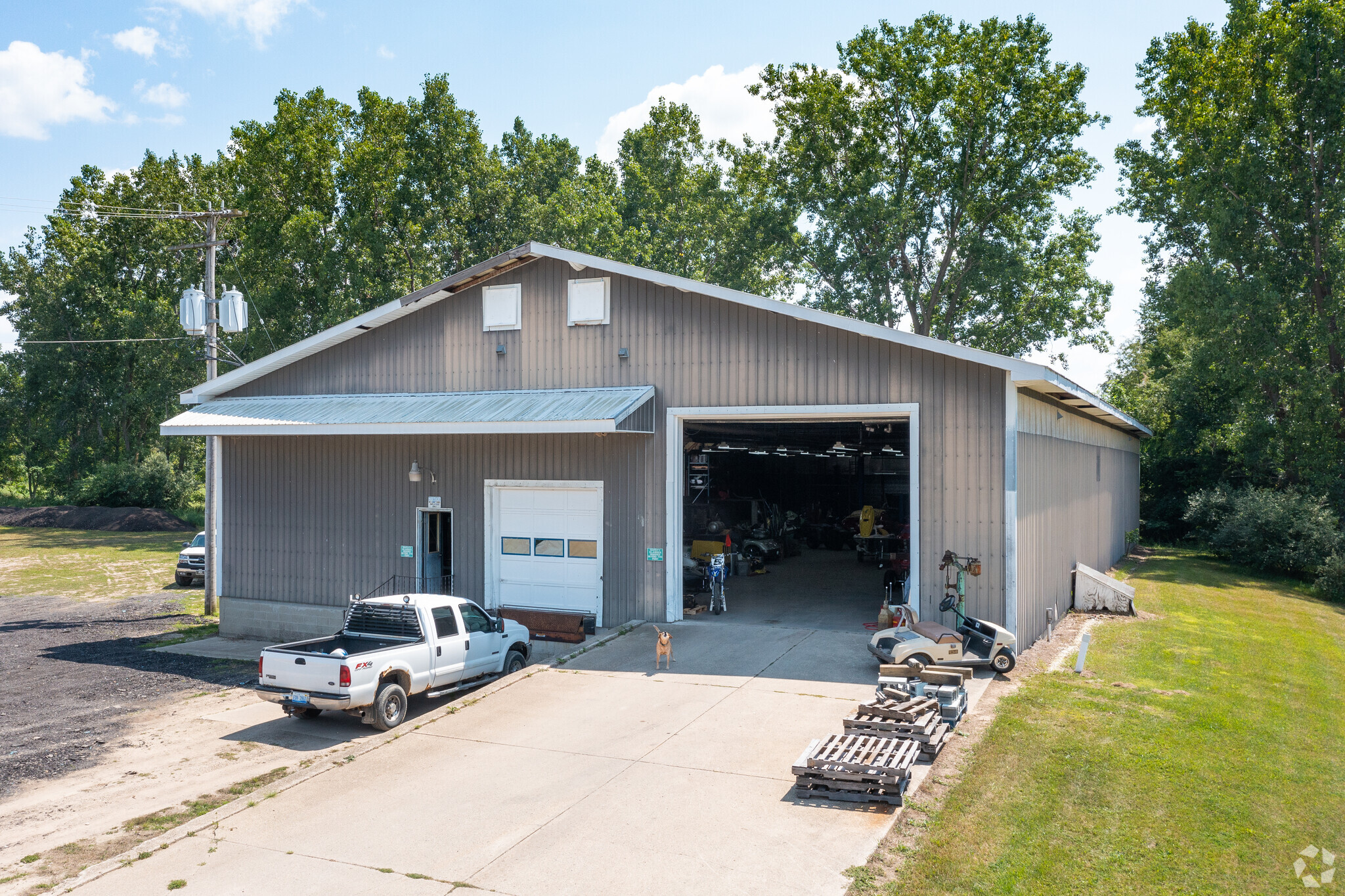 9469 Van Buren Rd, Fowlerville, MI à vendre Photo du b timent- Image 1 de 1