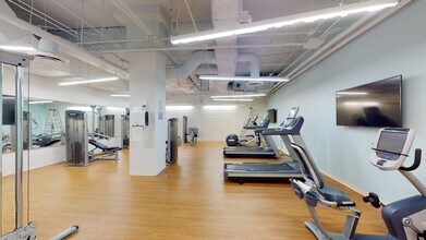 2 Alhambra Plz, Coral Gables, FL for lease Interior Photo- Image 1 of 16