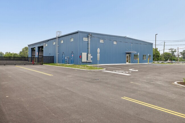More details for 2577 Forest Ave, Staten Island, NY - Flex for Lease