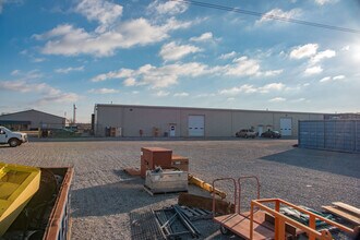 371 Transpoint Dr, Dupo, IL for lease Building Photo- Image 2 of 10