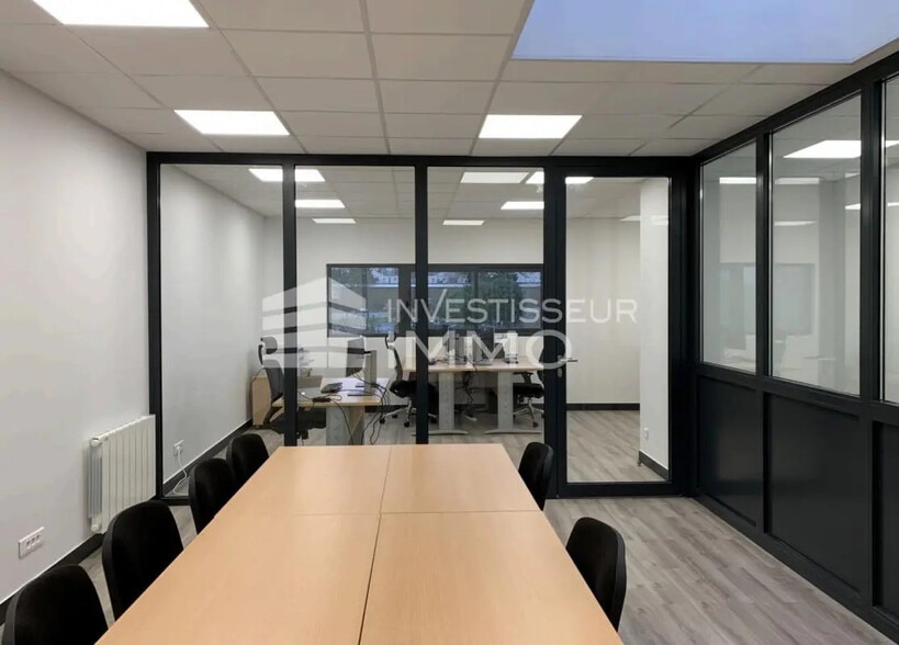 Flex dans Montreuil à louer - Photo intérieure - Image 3 de 4