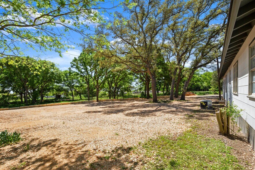 603 W Highway 290, Dripping Springs, TX à vendre - Photo du bâtiment - Image 2 de 14