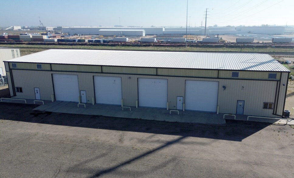 1760 County Road 27, Brighton, CO à louer - Photo du bâtiment - Image 2 de 11