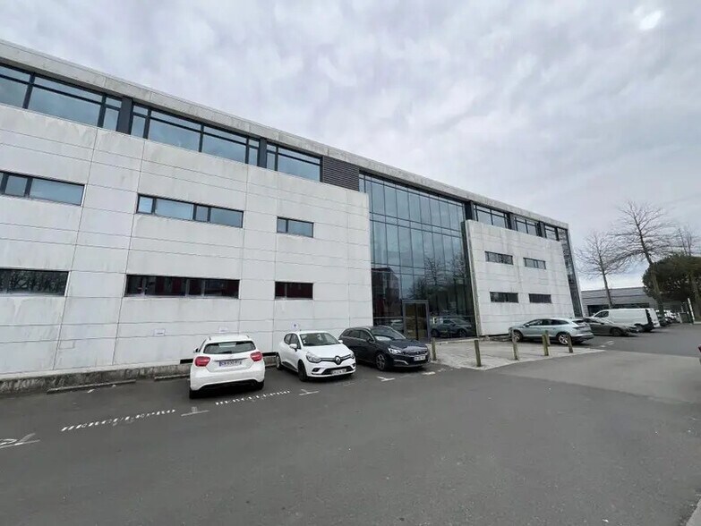 8 Rue Jean Rouxel, Orvault à louer - Photo du bâtiment - Image 1 de 8