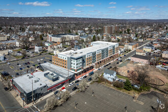 321 E 3rd St, Plainfield, NJ - Aérien  Vue de la carte - Image1