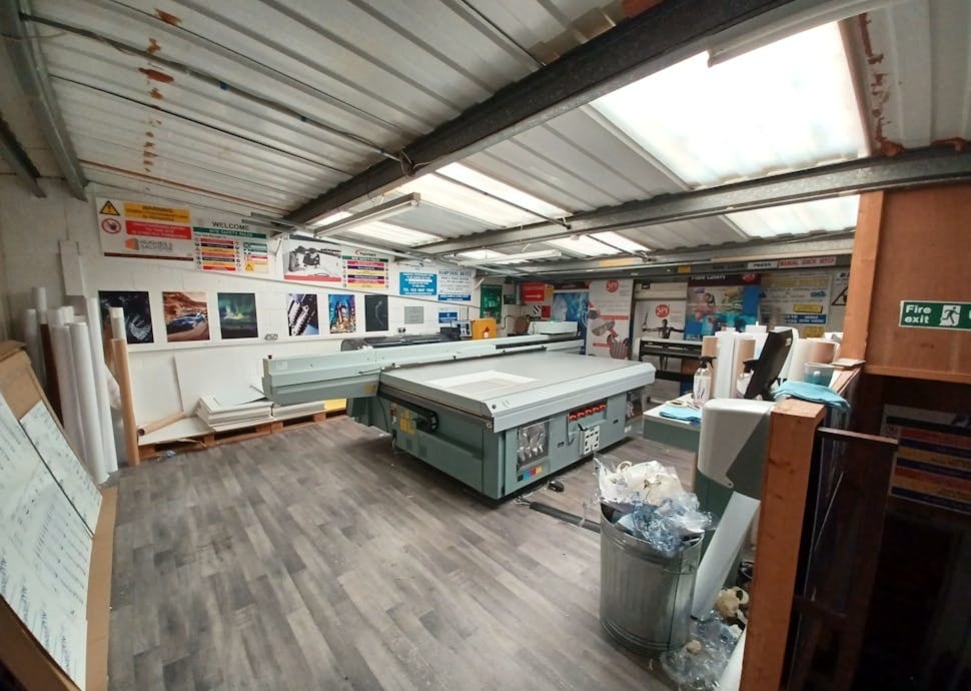 Newgate Ln, Fareham for lease Interior Photo- Image 1 of 13