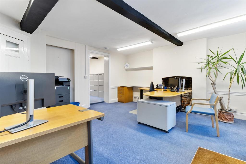 4 College St, Petersfield à vendre Photo du bâtiment- Image 1 de 16