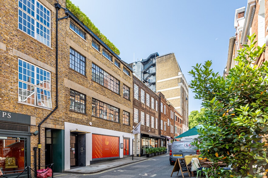31-31A Bruton Pl, London for lease - Primary Photo - Image 1 of 5