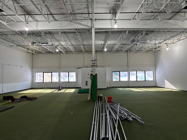 26361 Curtiss Wright Pky, Richmond Heights, OH à louer - Photo du bâtiment - Image 3 de 10