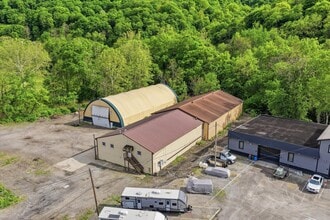 740 Greensburg Rd, New Kensington, PA for lease Building Photo- Image 2 of 55