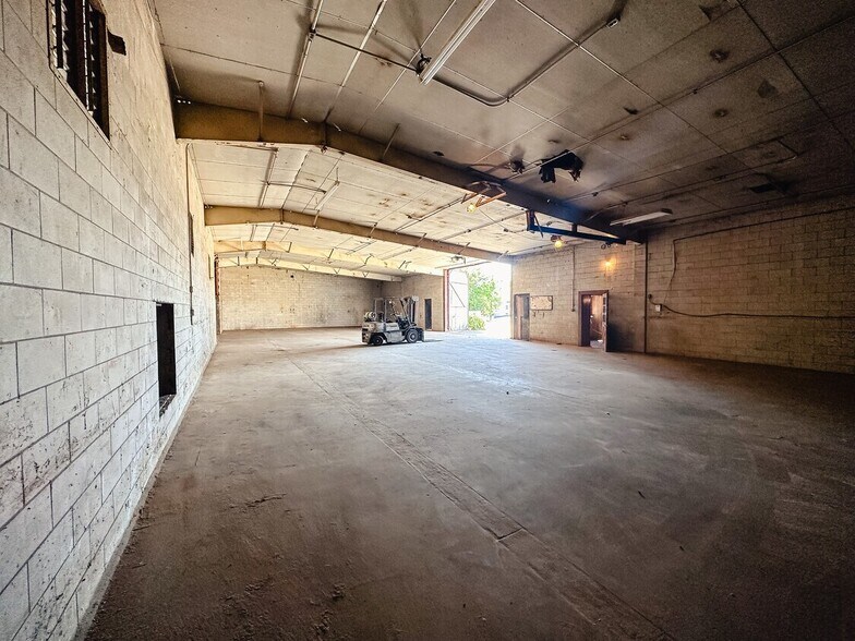 512 Jones St, Gonzales, TX à vendre - Photo du bâtiment - Image 3 de 8