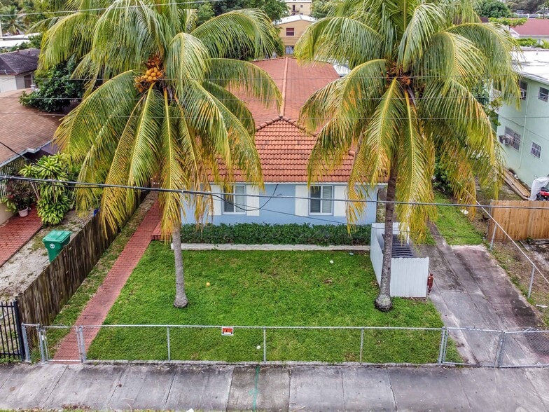 976 NW 6th St, Miami, FL à vendre - Photo du bâtiment - Image 2 de 21