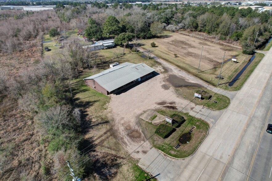 19403 Stuebner Airline Rd, Spring, TX à vendre - Photo du bâtiment - Image 2 de 6