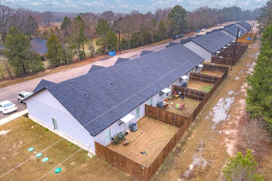 4074 County Road 152 W, Bullard, TX à vendre - Photo du bâtiment - Image 3 de 28