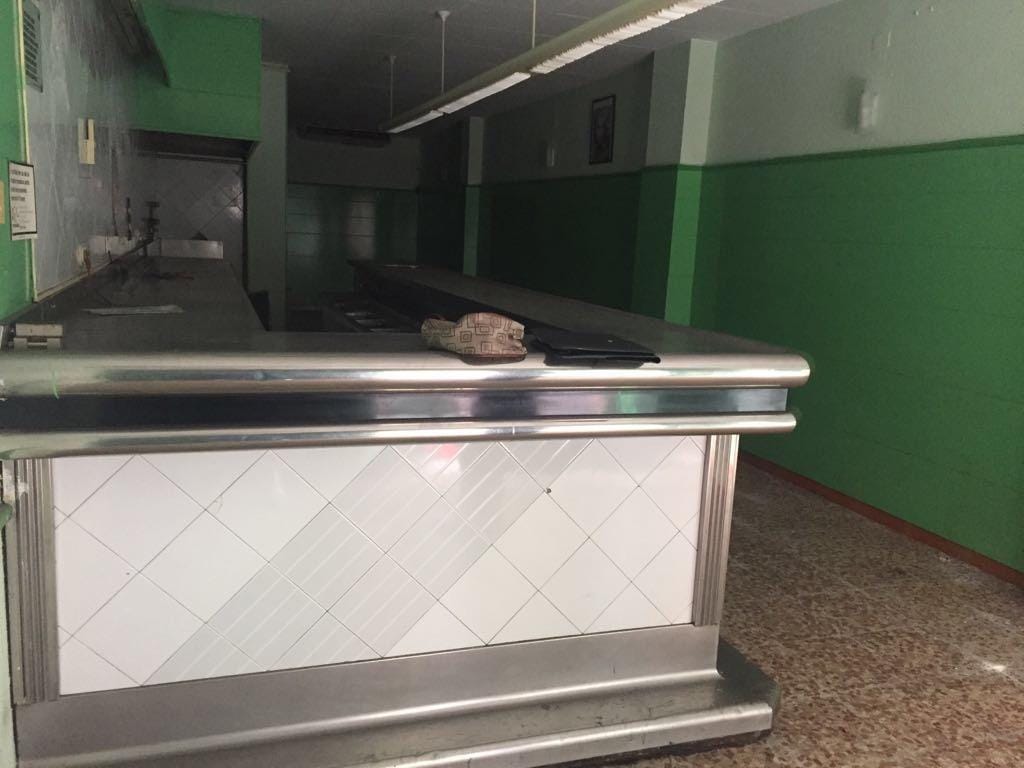 Montcada i Reixac, BAR 08110 - Unité - - - Photo intérieure - Image 1 of 8