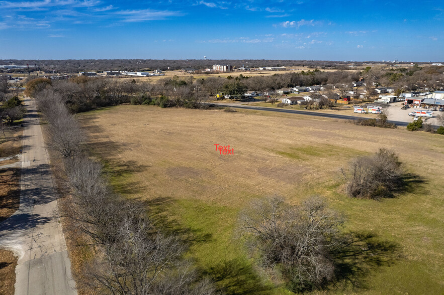 State Highway 34, Ennis, TX à vendre - Photo du b timent - Image 3 de 16