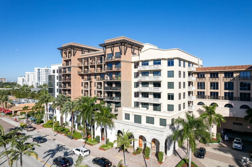 333 E Palmetto Park Rd, Boca Raton, FL à louer - Photo principale - Image 1 de 18