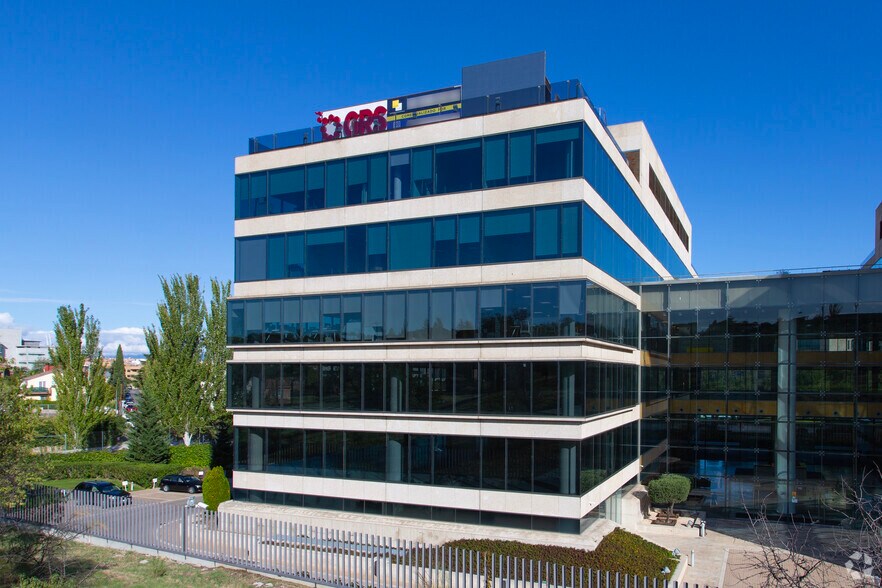 Avenida Barajas, 36, Alcobendas, Madrid for lease - Building Photo - Image 2 of 6