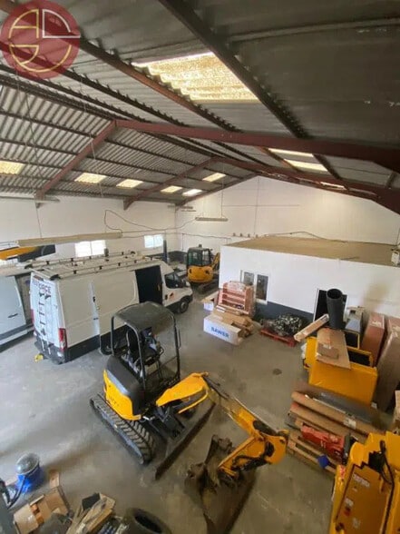 Industrial in Colomiers for lease - Building Photo - Image 1 of 10