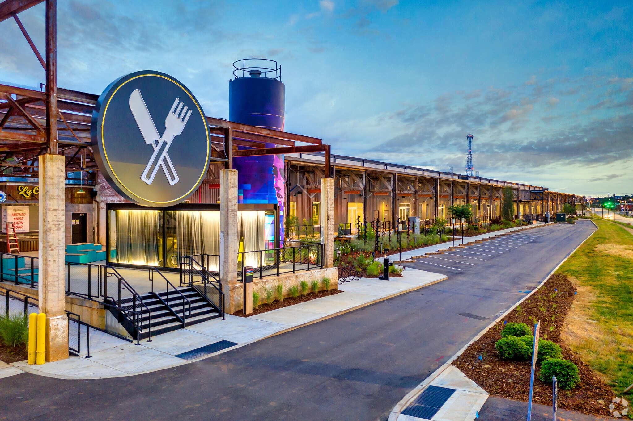 1801 N Graham St, Charlotte, NC for lease Primary Photo- Image 1 of 33