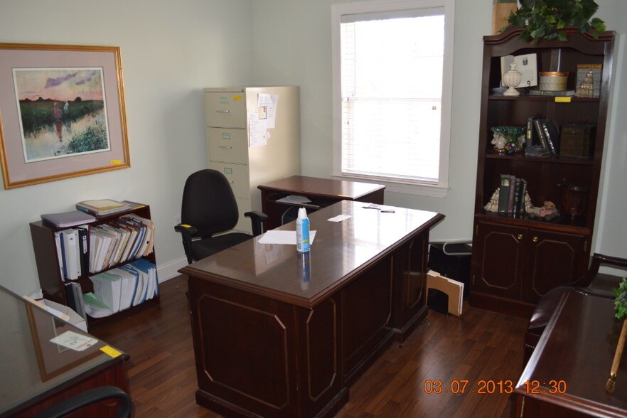 2486 Gillespie St, Fayetteville, NC à louer - Photo intérieure - Image 2 de 10