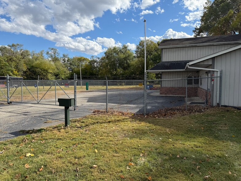 1801 Hulman St, Terre Haute, IN à vendre - Photo du bâtiment - Image 2 de 9