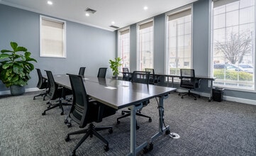 14 Fairmount Ave, Chatham, NJ for lease Interior Photo- Image 2 of 8