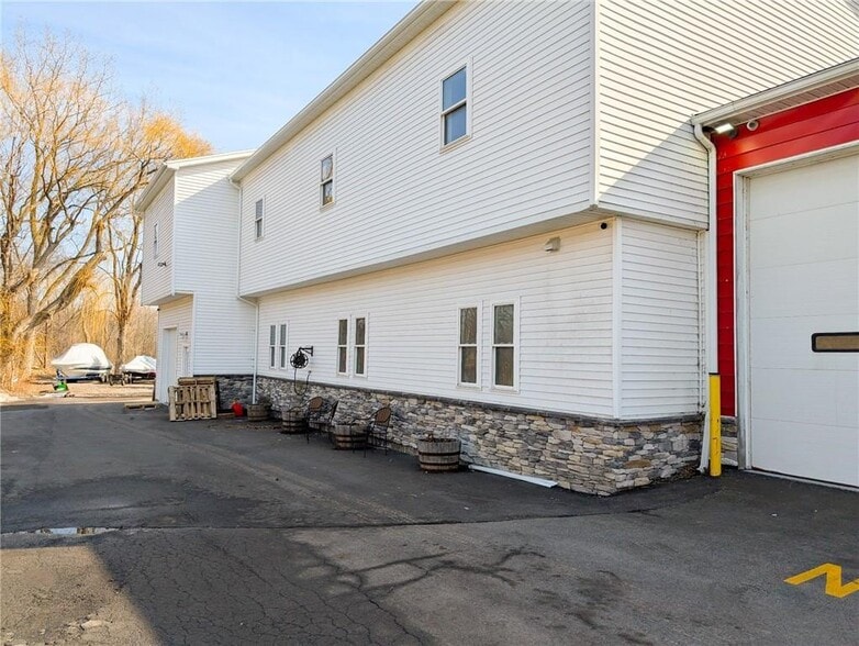 2138 Empire Blvd, Webster, NY for sale - Building Photo - Image 3 of 15