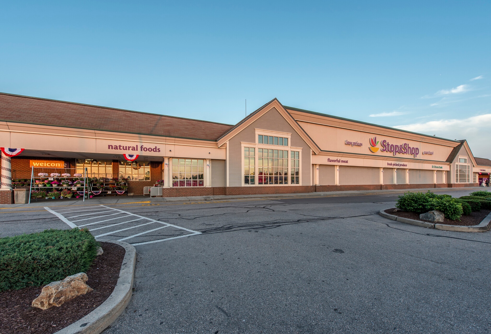 199 JT Connell Hwy, Newport, RI for lease Building Photo- Image 1 of 9