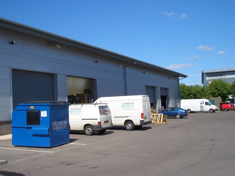 Cheltenham Rd E, Gloucester for lease - Building Photo - Image 2 of 8