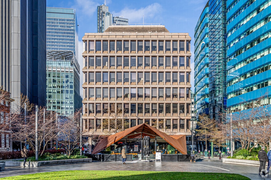 22-30 Dukes Pl, London for lease - Primary Photo - Image 2 of 6